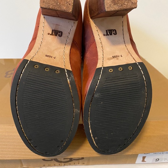 Knee high Distressed Leather CAT Boots - Picture 6 of 6